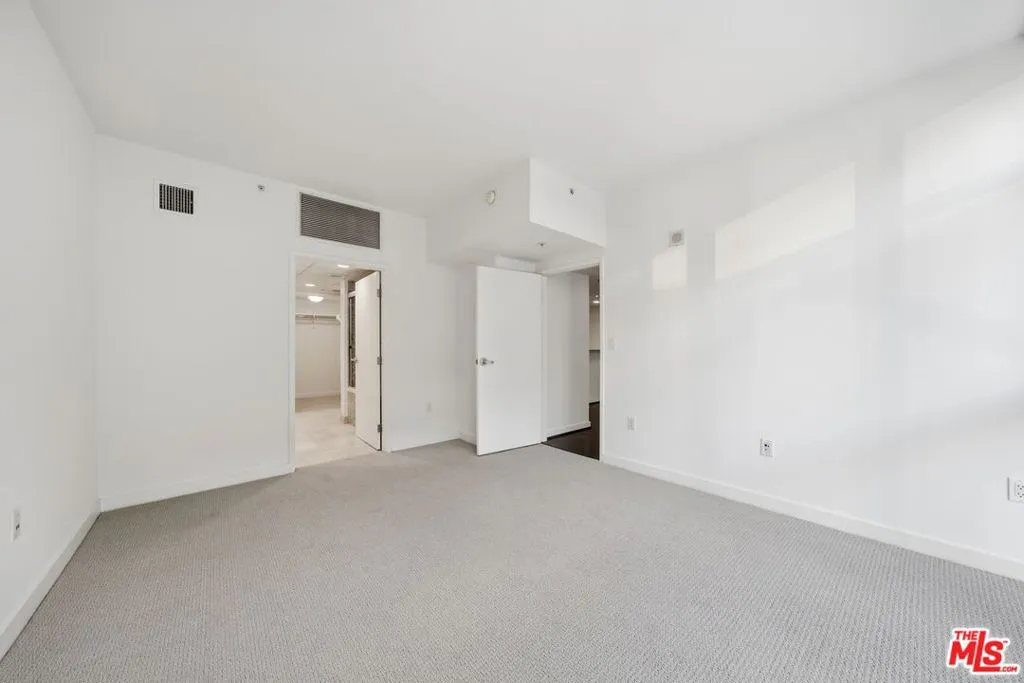 13700 Marina Pointe Drive 318, Marina Del Rey, California 90292 home-pic-24