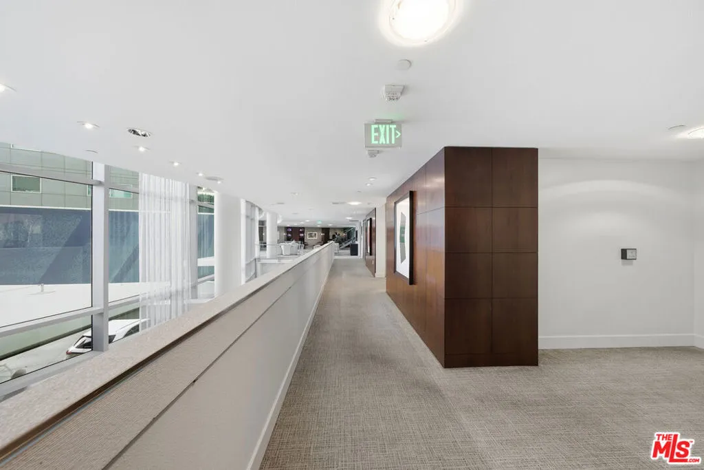 13700 Marina Pointe Drive 318, Marina Del Rey, California 90292 home-pic-37