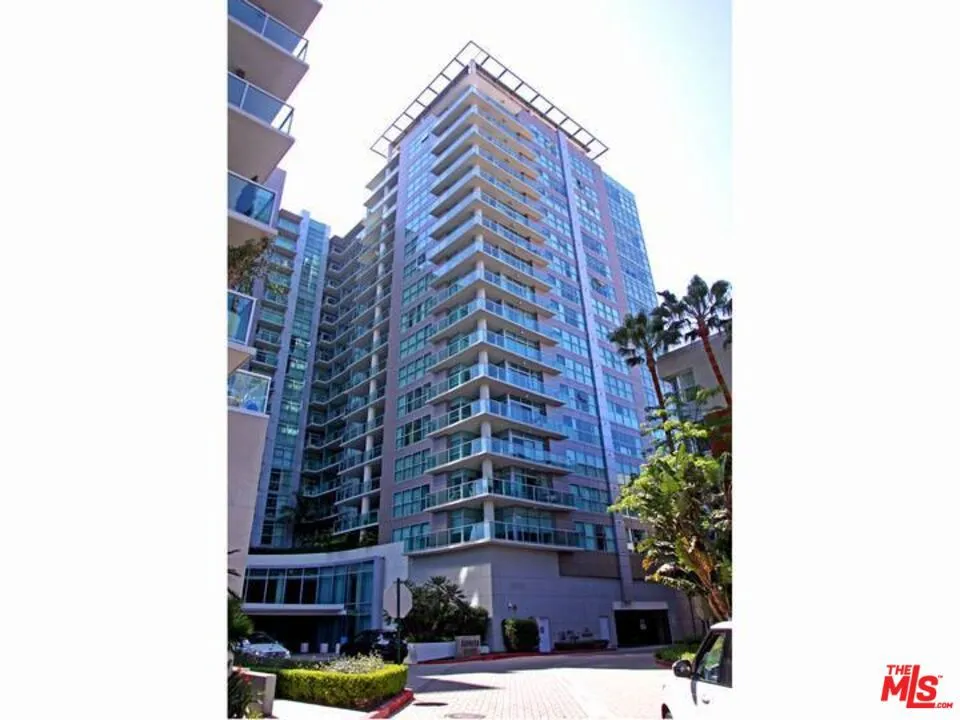 13700 Marina Pointe Drive 318, Marina Del Rey, California 90292 home-pic-72