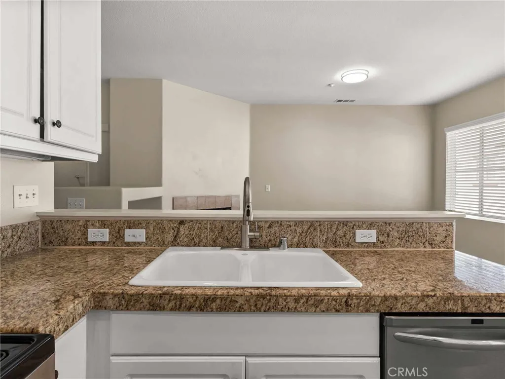 33760 Willow Haven 101, Murrieta, California 92563 home-pic-24