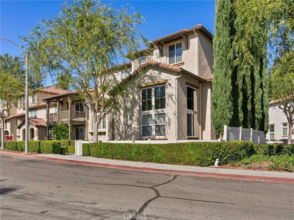 33760 Willow Haven 101, Murrieta, California 92563 home-pic-2