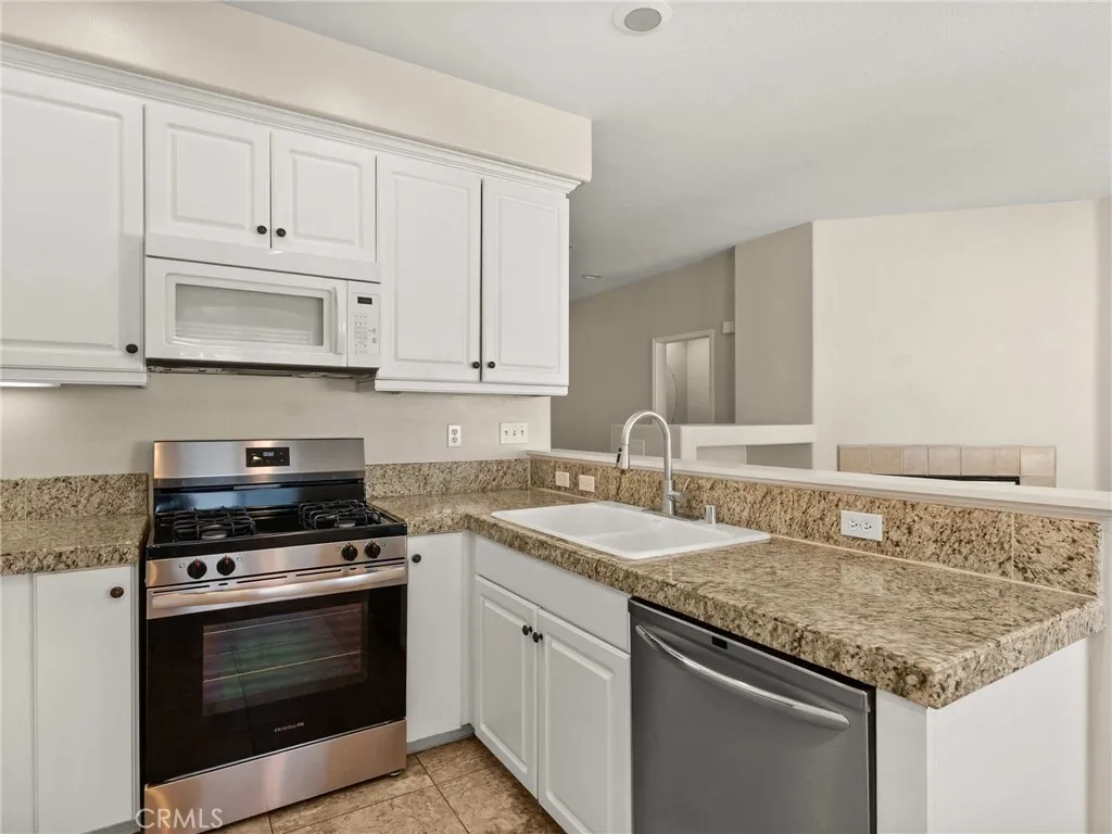 33760 Willow Haven 101, Murrieta, California 92563 home-pic-21