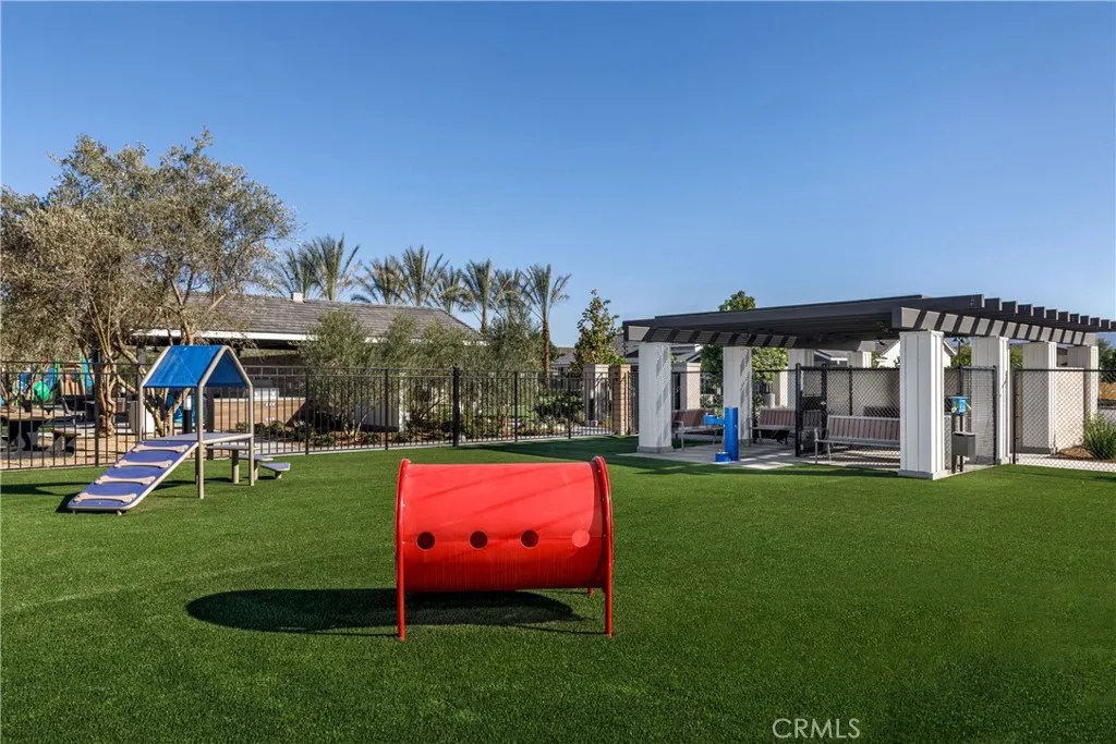 7423 Armeria Lane, Chino, California 91708 home-pic-15