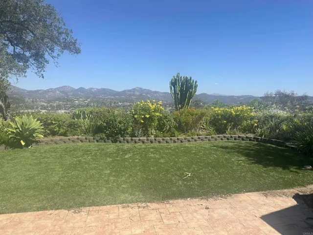 13539 Pequot Drive, Poway, California 92064