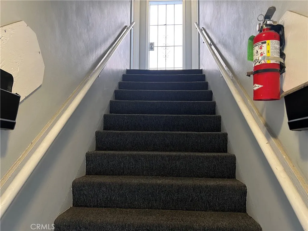 2403 Louella Avenue, Venice, California 90291 home-pic-14