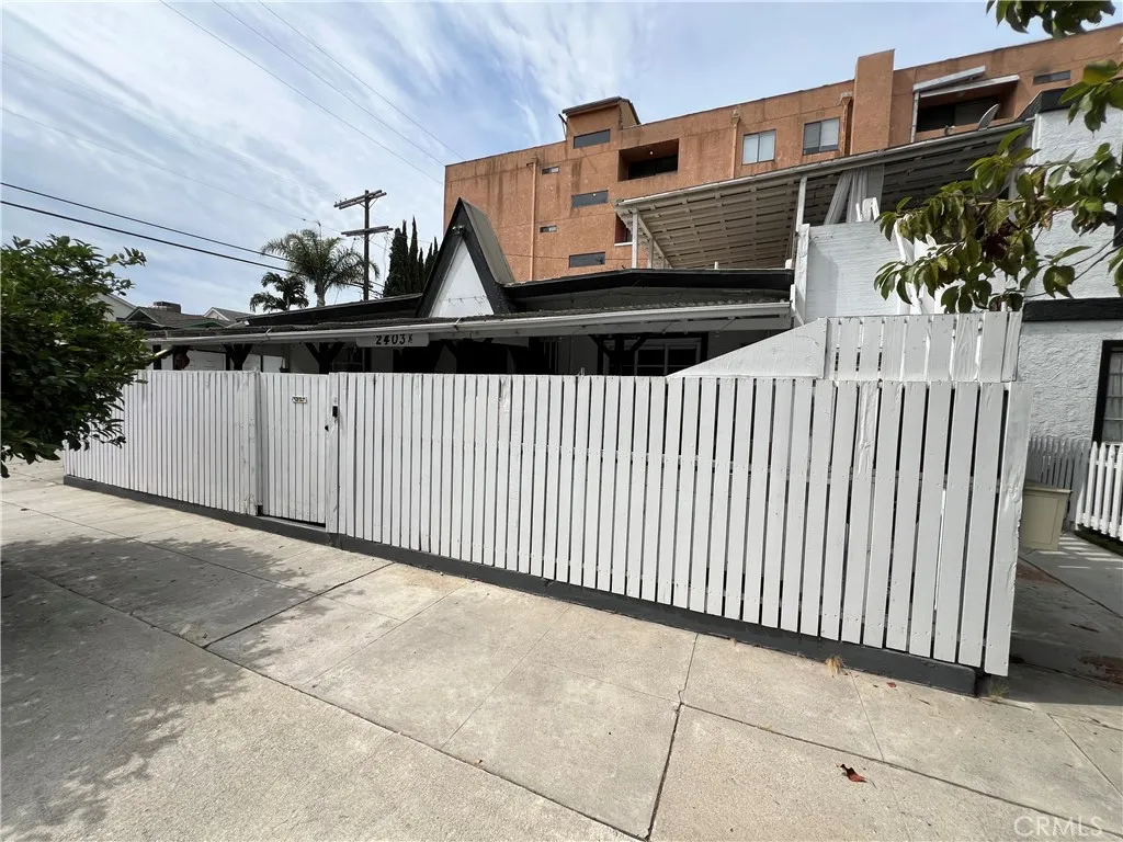 2403 Louella Avenue, Venice, California 90291 home-pic-10