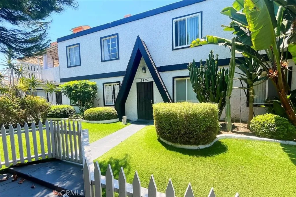 2403 Louella Avenue, Venice, California 90291 home-pic-1