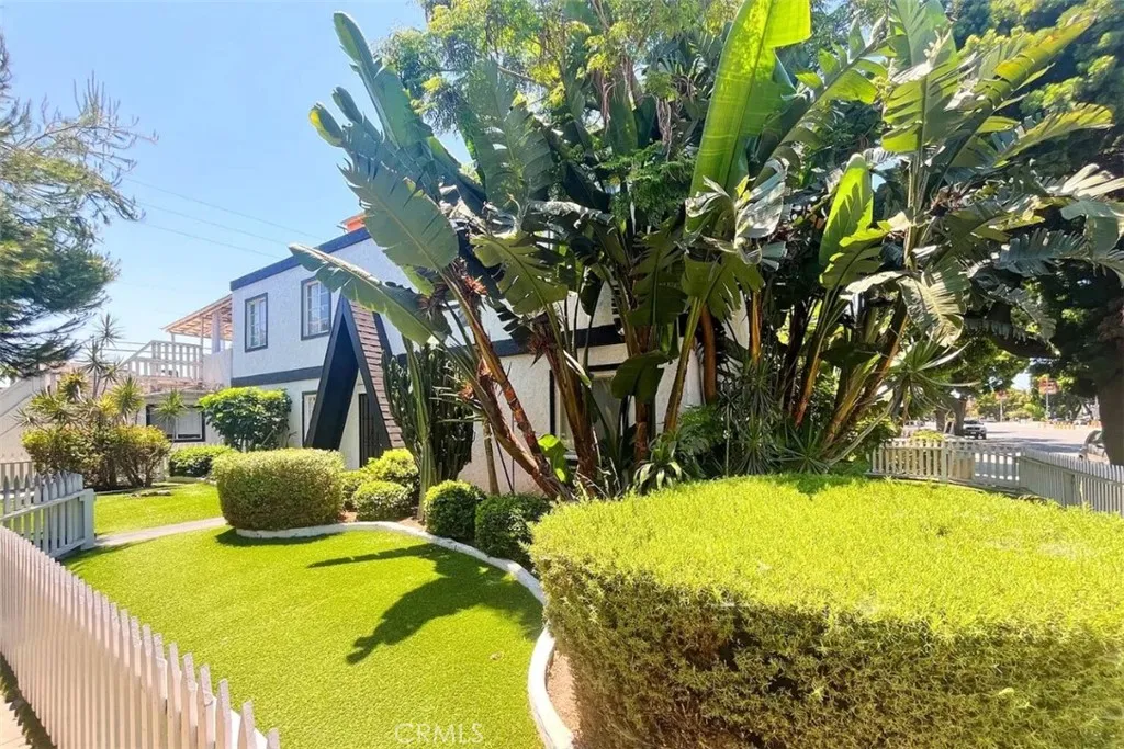 2403 Louella Avenue, Venice, California 90291 home-pic-3