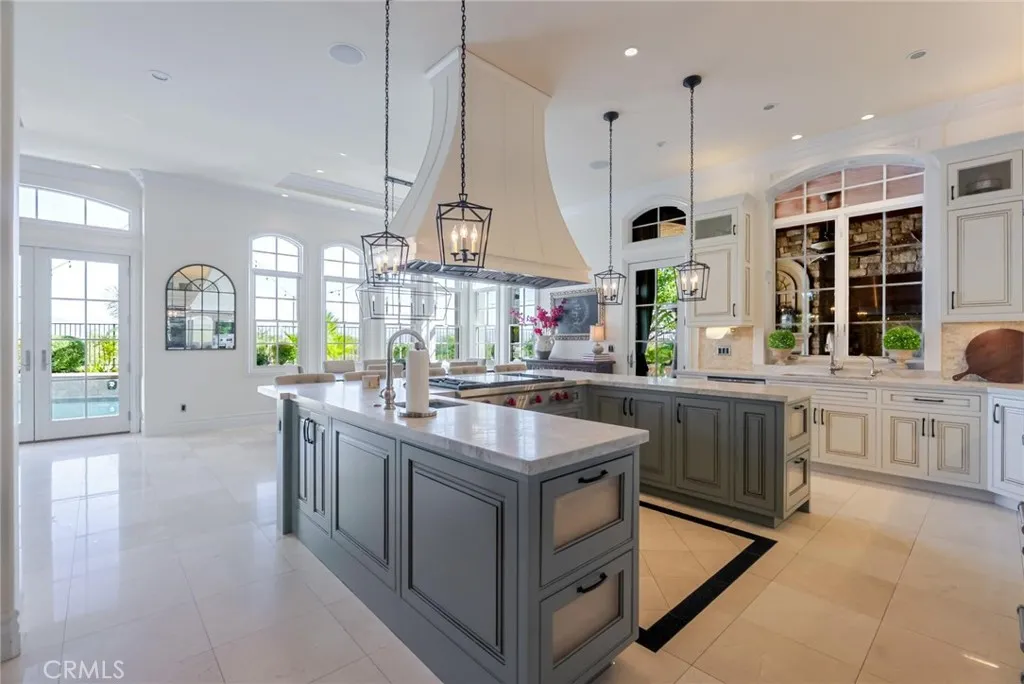 25711 Shady Oak Ln, Valencia, California 91381 home-pic-25