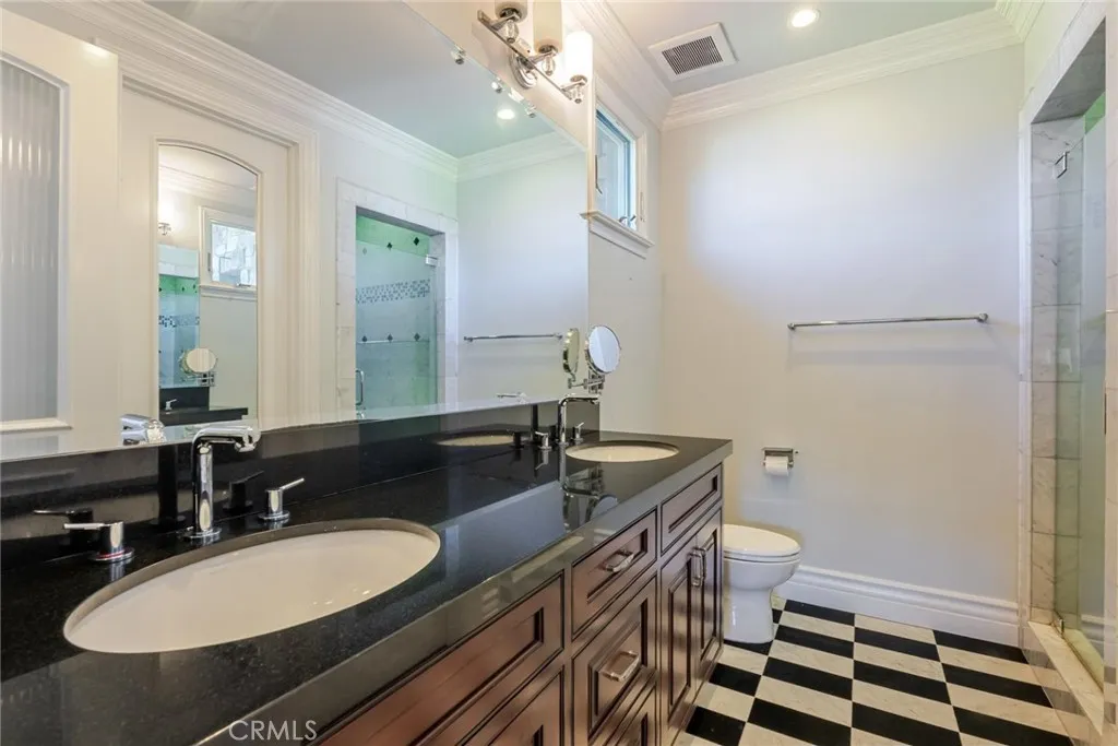 25711 Shady Oak Ln, Valencia, California 91381 home-pic-57