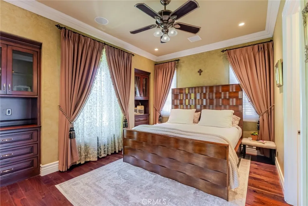 25711 Shady Oak Ln, Valencia, California 91381 home-pic-40