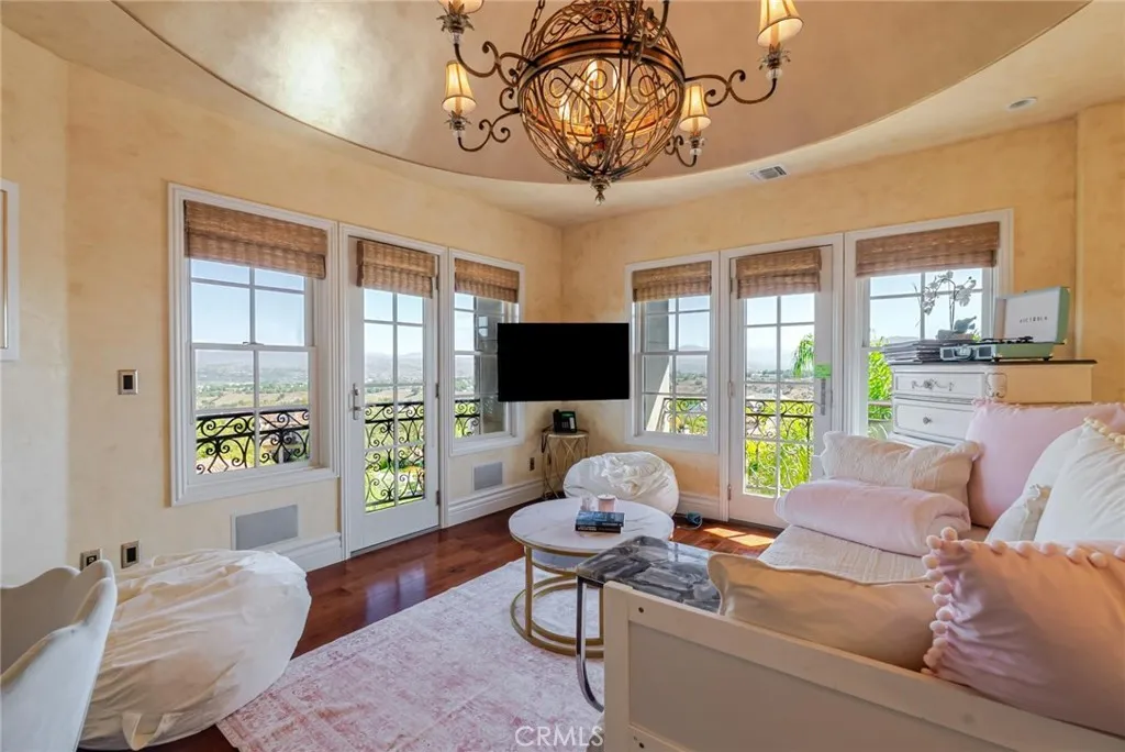 25711 Shady Oak Ln, Valencia, California 91381 home-pic-63