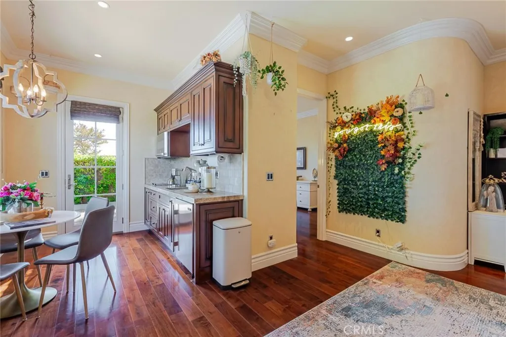 25711 Shady Oak Ln, Valencia, California 91381 home-pic-36