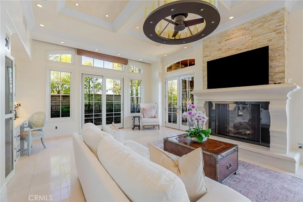 25711 Shady Oak Ln, Valencia, California 91381 home-pic-31
