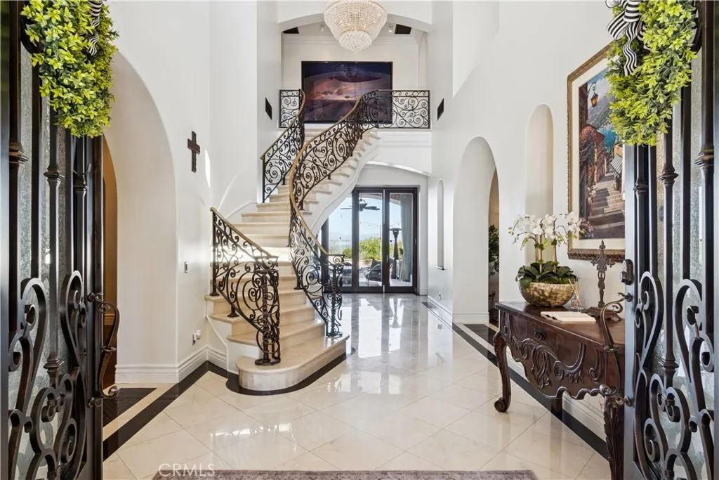 25711 Shady Oak Ln, Valencia, California 91381 home-pic-22