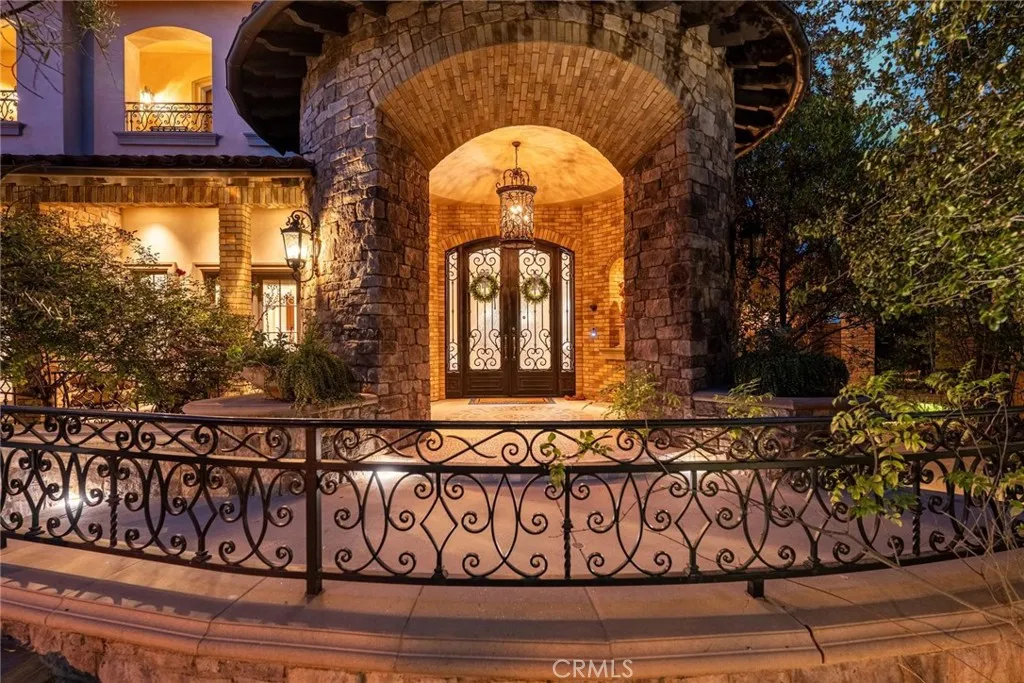 25711 Shady Oak Ln, Valencia, California 91381 home-pic-19