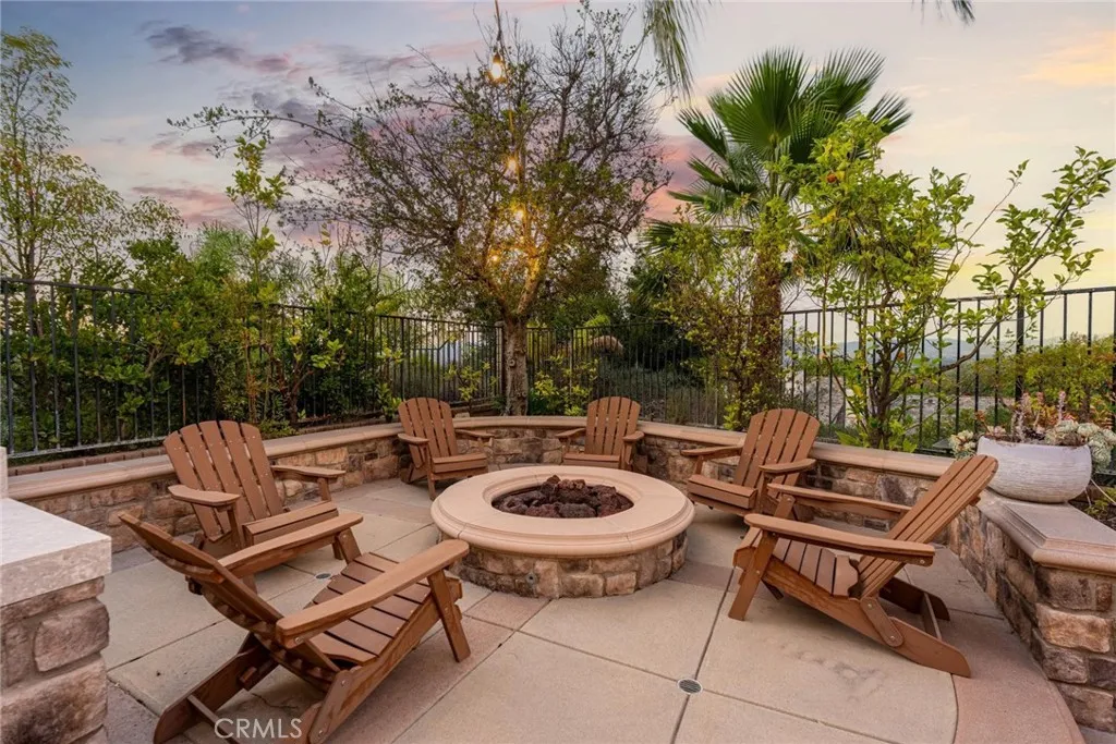 25711 Shady Oak Ln, Valencia, California 91381 home-pic-6