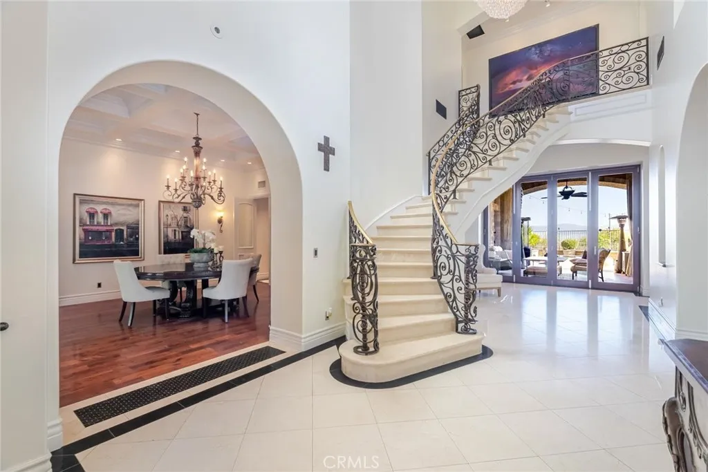 25711 Shady Oak Ln, Valencia, California 91381 home-pic-23