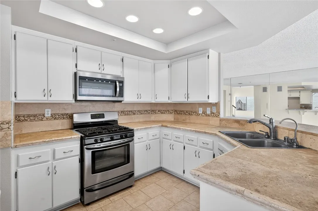 25633 Corsica Way, Yorba Linda, California 92887 home-pic-14