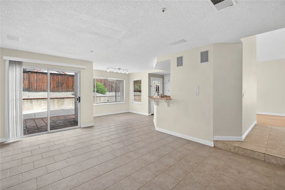 25633 Corsica Way, Yorba Linda, California 92887 home-pic-19