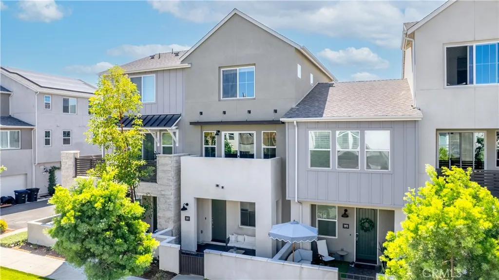 201 Juniper Drive, Rancho Mission Viejo, California 92694 home-pic-1