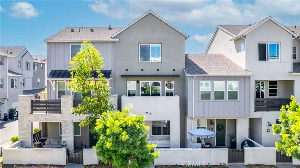 201 Juniper Drive, Rancho Mission Viejo, California 92694 home-pic-0