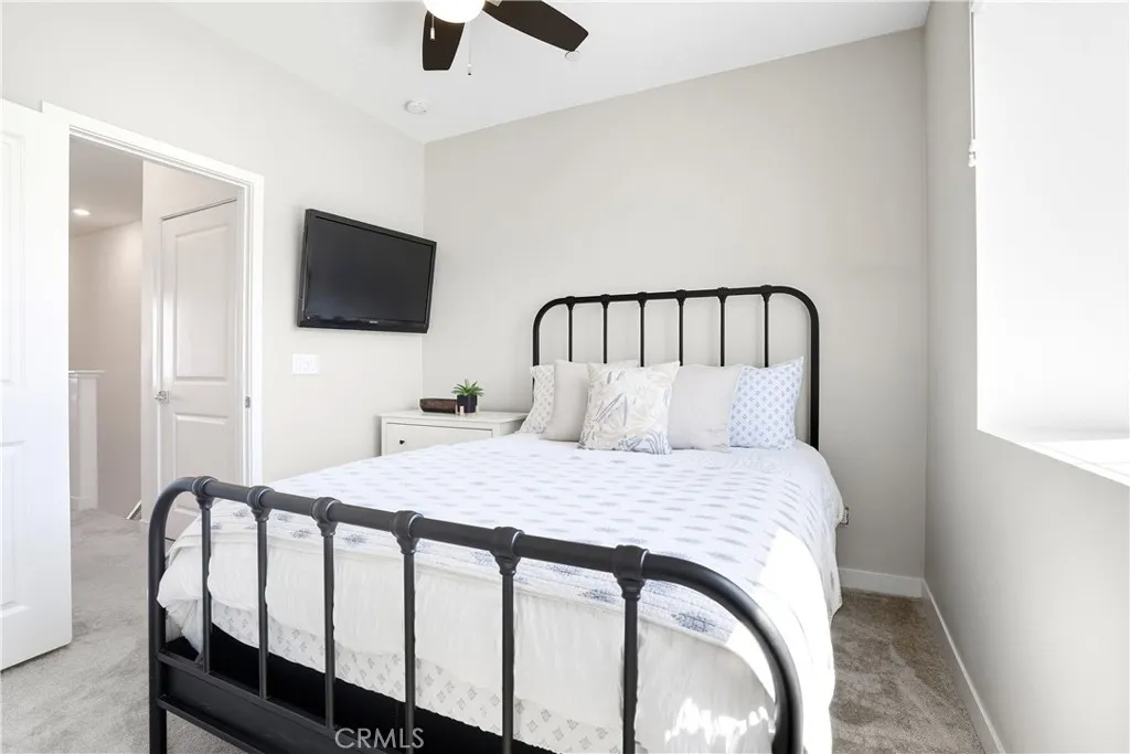201 Juniper Drive, Rancho Mission Viejo, California 92694 home-pic-19
