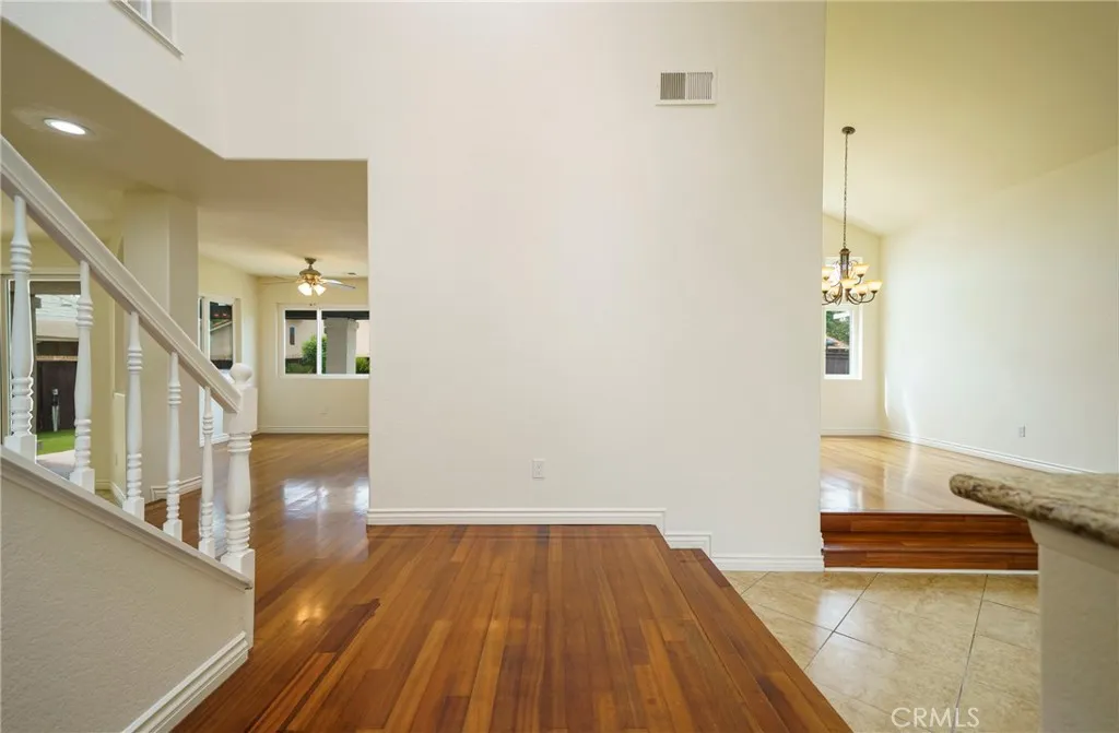 41349 Magnolia Street, Murrieta, California 92562 home-pic-11