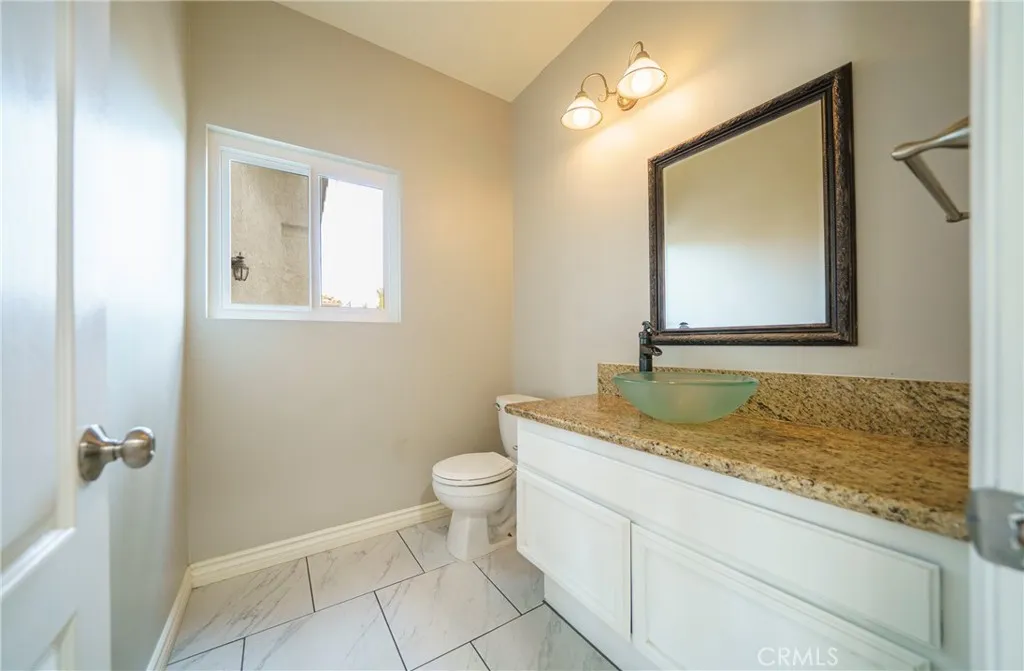 41349 Magnolia Street, Murrieta, California 92562 home-pic-20