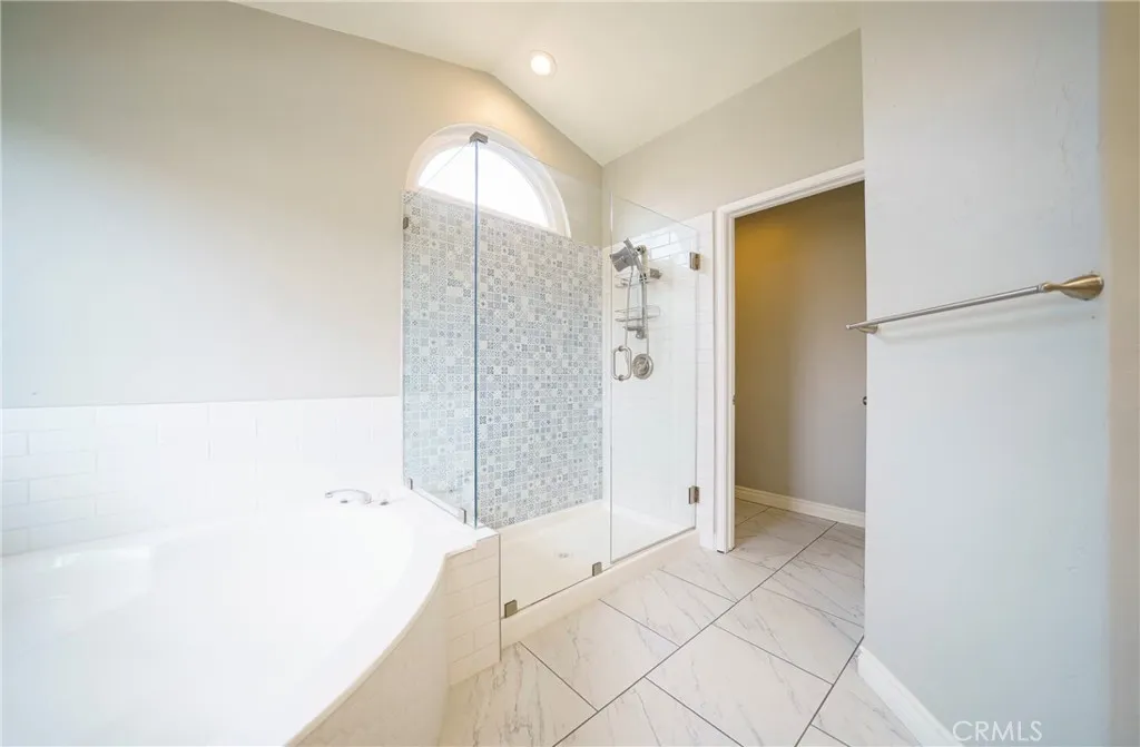 41349 Magnolia Street, Murrieta, California 92562 home-pic-35