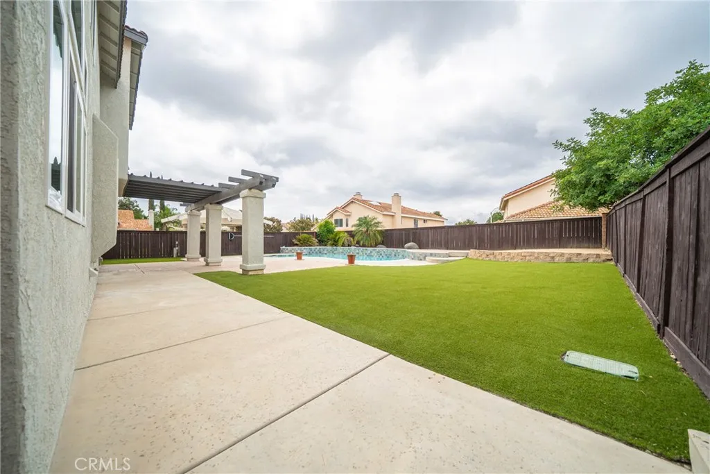 41349 Magnolia Street, Murrieta, California 92562 home-pic-40