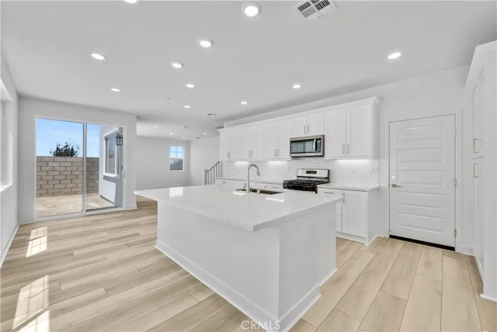 4248 Heather Privado, Ontario, California 91761