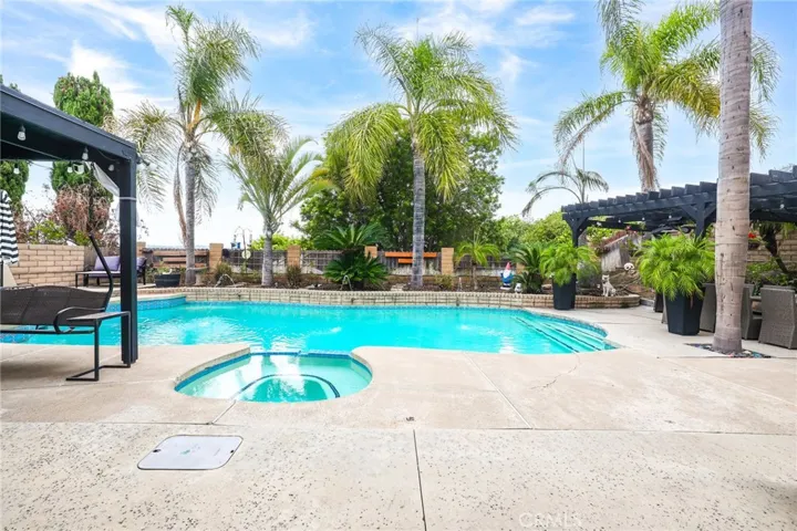 24805 Acropolis Drive, Mission Viejo, California 92691