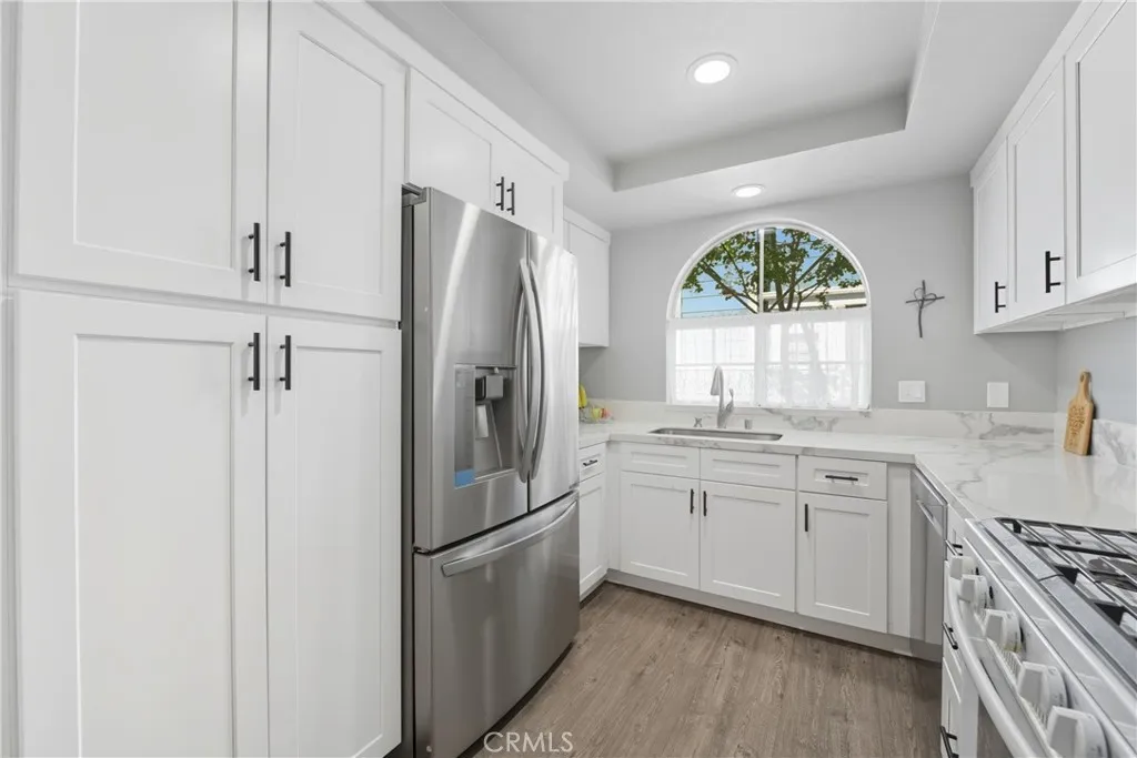 3942 46 Cochran Street, Simi Valley, California 93063 home-pic-14