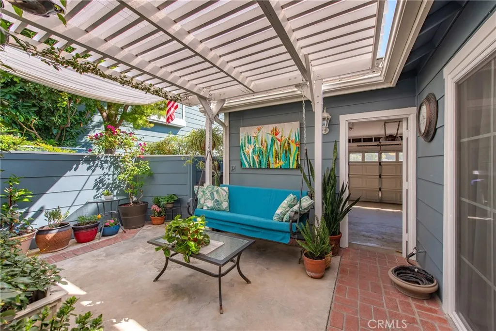 3942 46 Cochran Street, Simi Valley, California 93063 home-pic-25