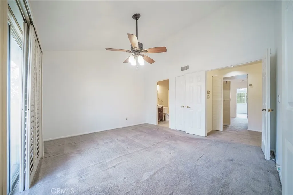 13919 Arthur Avenue 22, Paramount, California 90723 home-pic-18