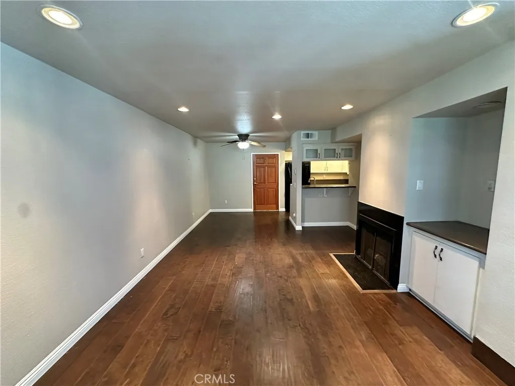 13919 Arthur Avenue 22, Paramount, California 90723 home-pic-9