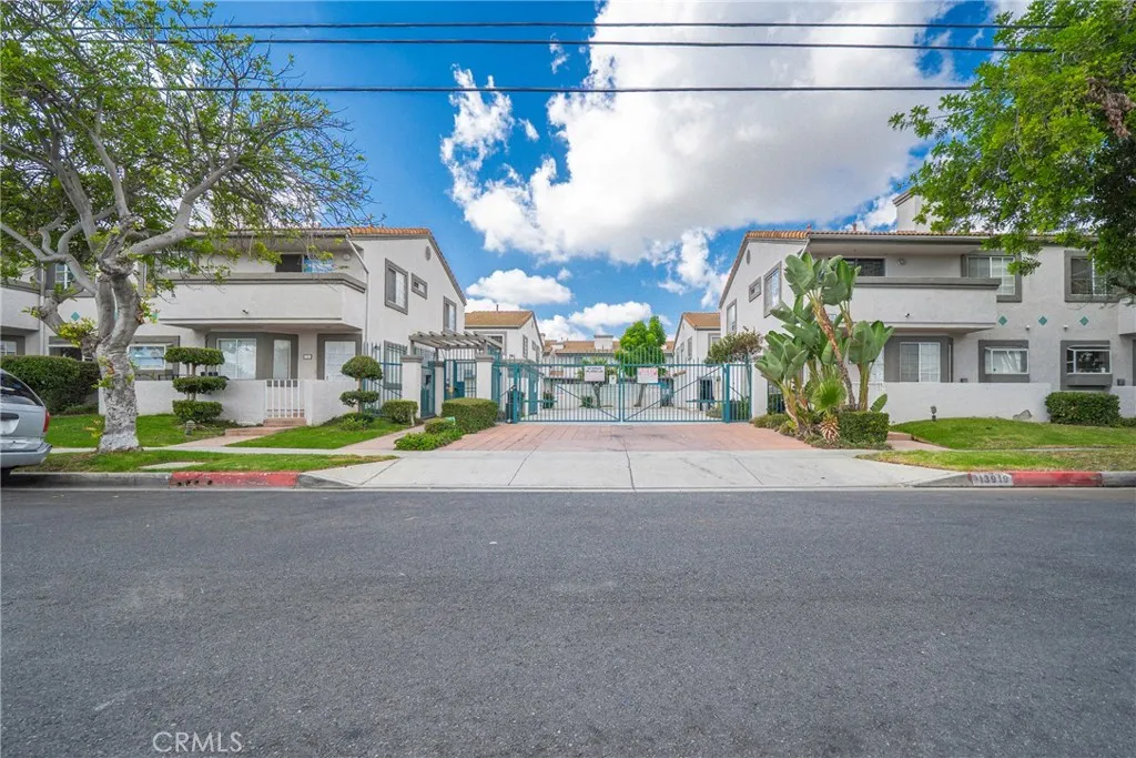 13919 Arthur Avenue 22, Paramount, California 90723 home-pic-38