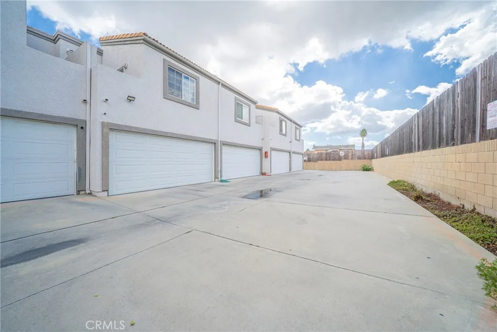 13919 Arthur Avenue 22, Paramount, California 90723 home-pic-29