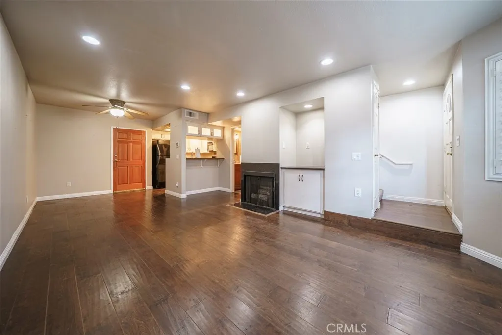 13919 Arthur Avenue 22, Paramount, California 90723 home-pic-0