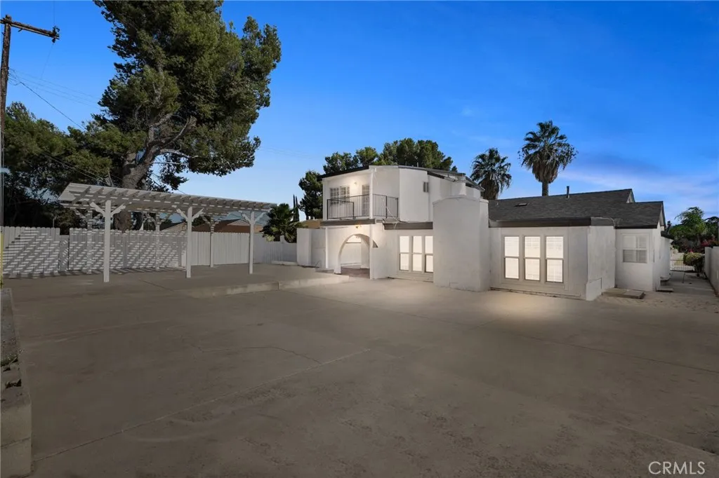 16554 16554 Reed, Fontana, California 92336 home-pic-16