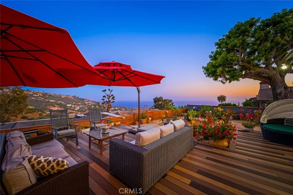 1687 Temple Hills Drive, Laguna Beach, California 92651 home-pic-1