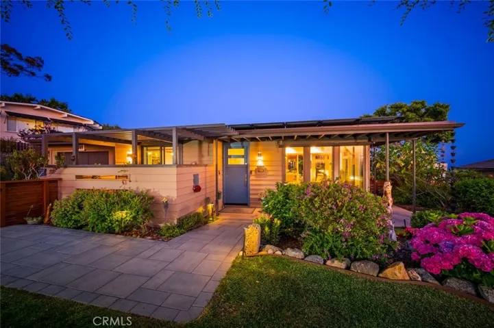 1687 Temple Hills Drive, Laguna Beach, California 92651