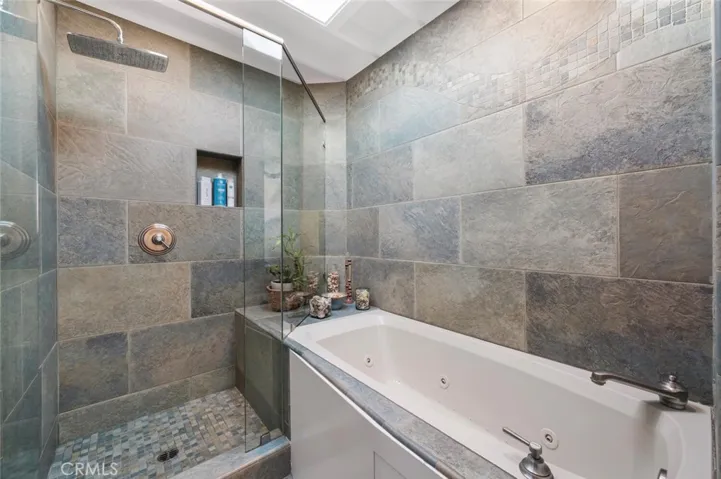 1687 Temple Hills Drive, Laguna Beach, California 92651