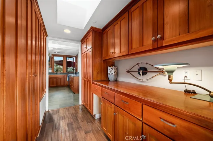 1687 Temple Hills Drive, Laguna Beach, California 92651