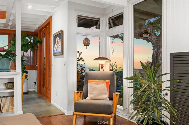 1687 Temple Hills Drive, Laguna Beach, California 92651