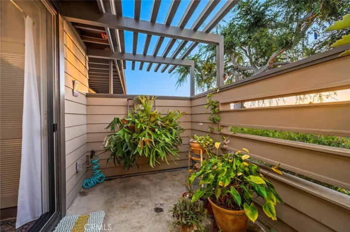 1687 Temple Hills Drive, Laguna Beach, California 92651
