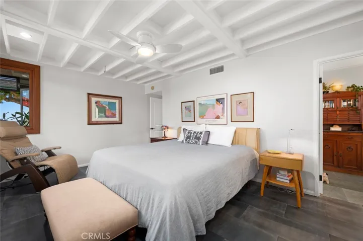 1687 Temple Hills Drive, Laguna Beach, California 92651
