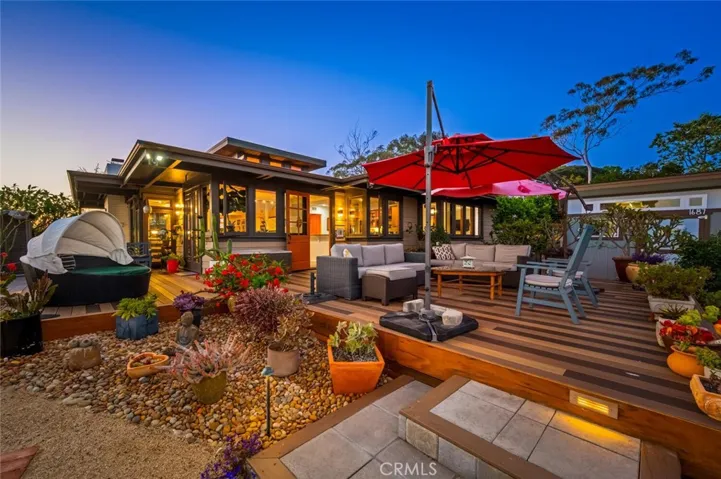 1687 Temple Hills Drive, Laguna Beach, California 92651