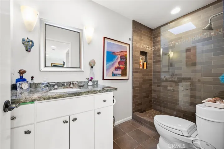 1687 Temple Hills Drive, Laguna Beach, California 92651